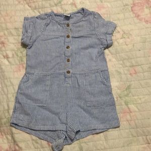 Old Navy Romper size 12-18M